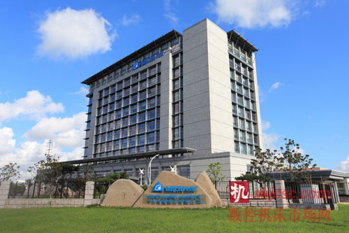  臺達上海運營中心充分運用太陽能光伏發電、風光互補LED路燈等臺達可再生能源技術