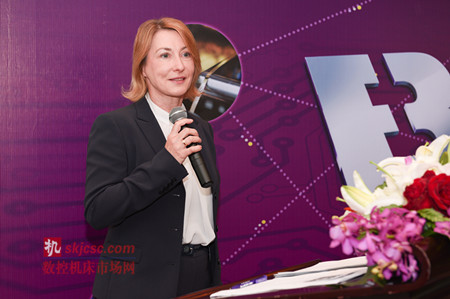 邁布克斯會(huì)議展覽有限公司公關(guān)市場總監(jiān)Susanne+Neuner女士 邁布克斯會(huì)議展覽有限公司公關(guān)市場總監(jiān)Susanne+Neuner女士